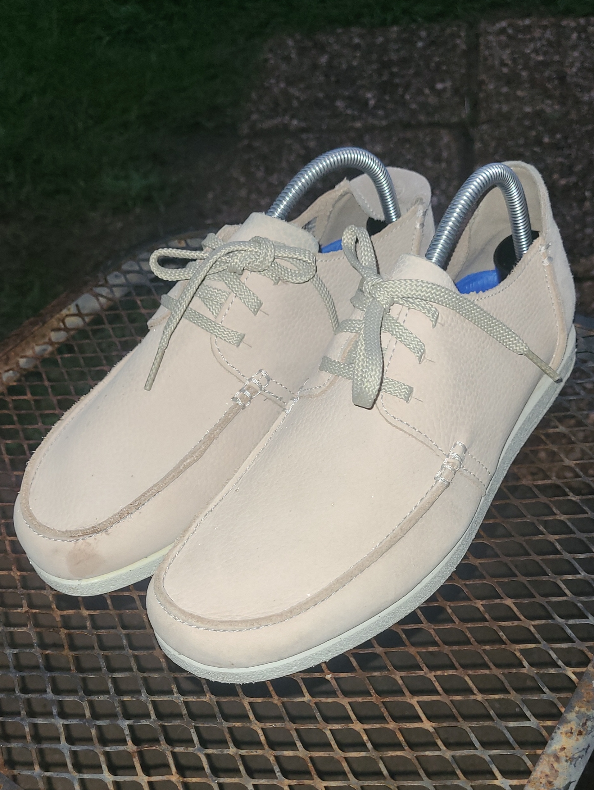 Clarks Men's Light Beige Lace-Up Casual Loafers Size. 8.5